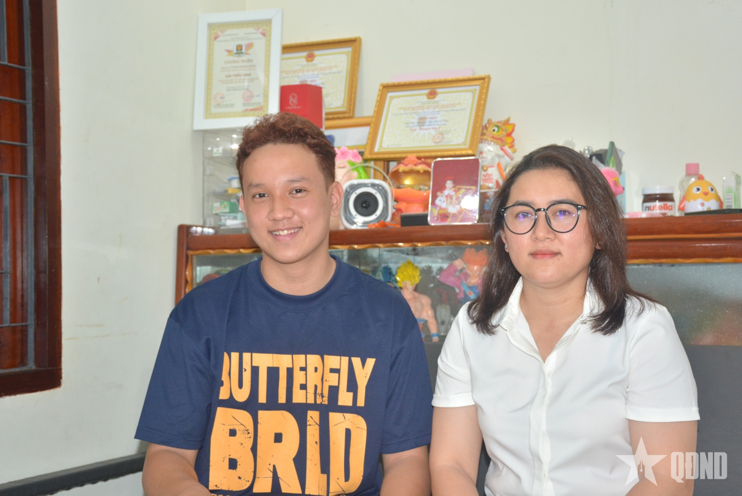 Hai chị em đam mê tìm hiểu pháp luật